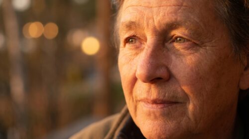 scopri perché la psicologia considera la preferenza per la solitudine rispetto a una vita sociale intensa un segnale di 8 tratti unici e particolari della personalità.